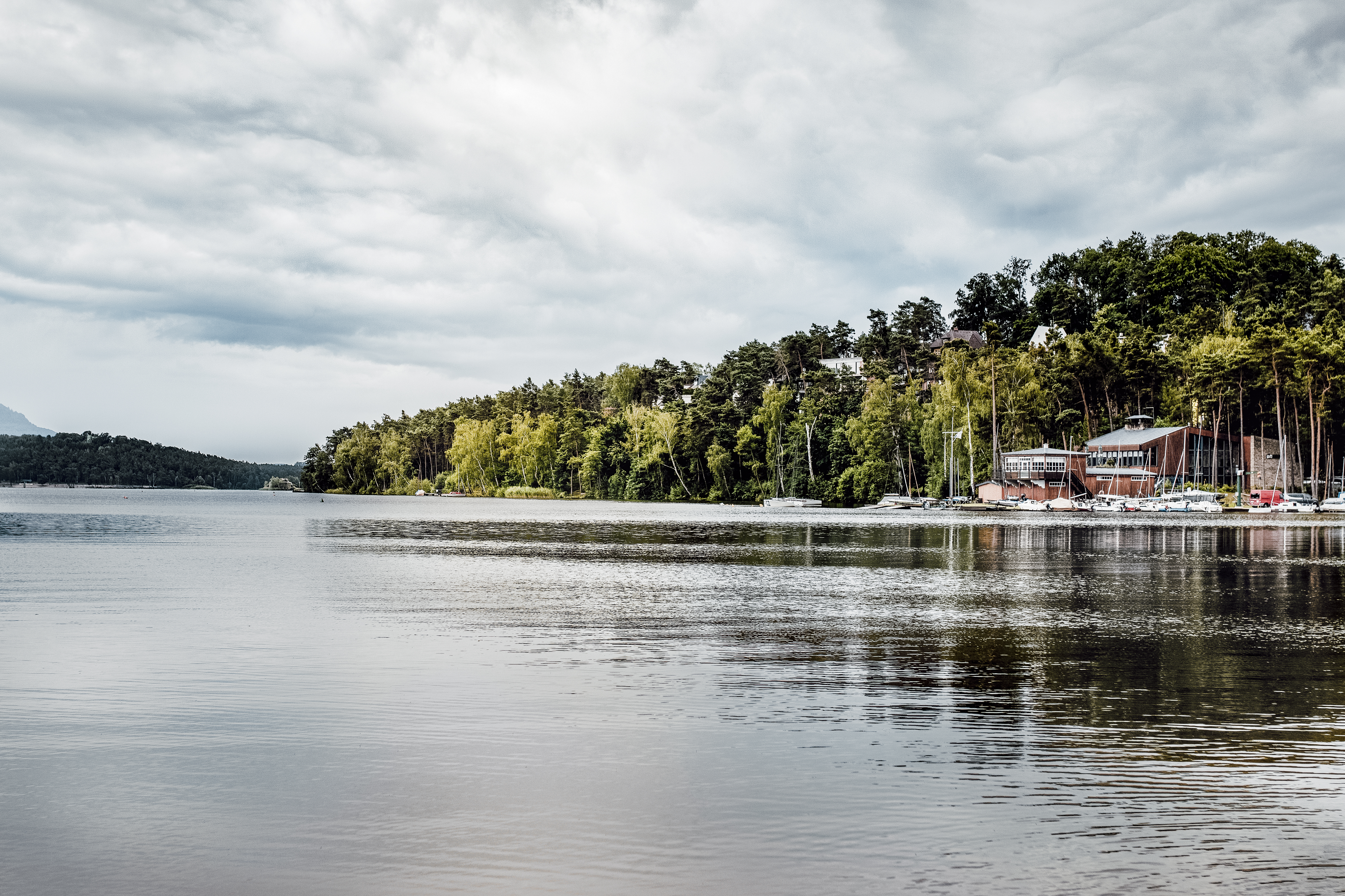 jezero.jpg